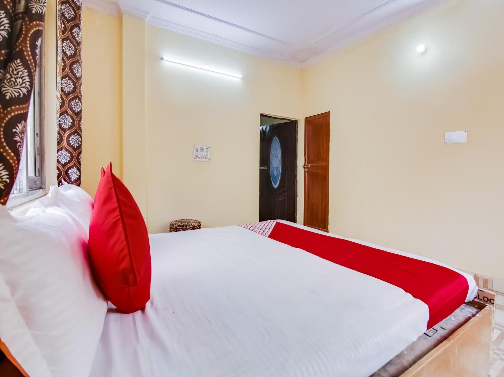 Hotel O Smart View Yeni Delhi Dış mekan fotoğraf