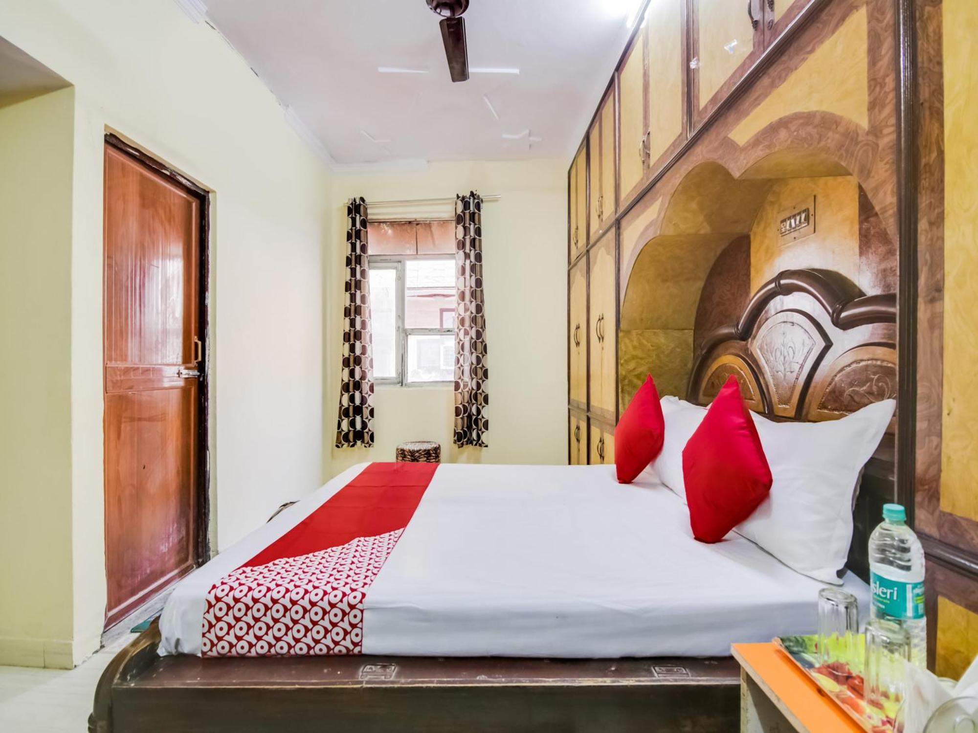 Hotel O Smart View Yeni Delhi Dış mekan fotoğraf