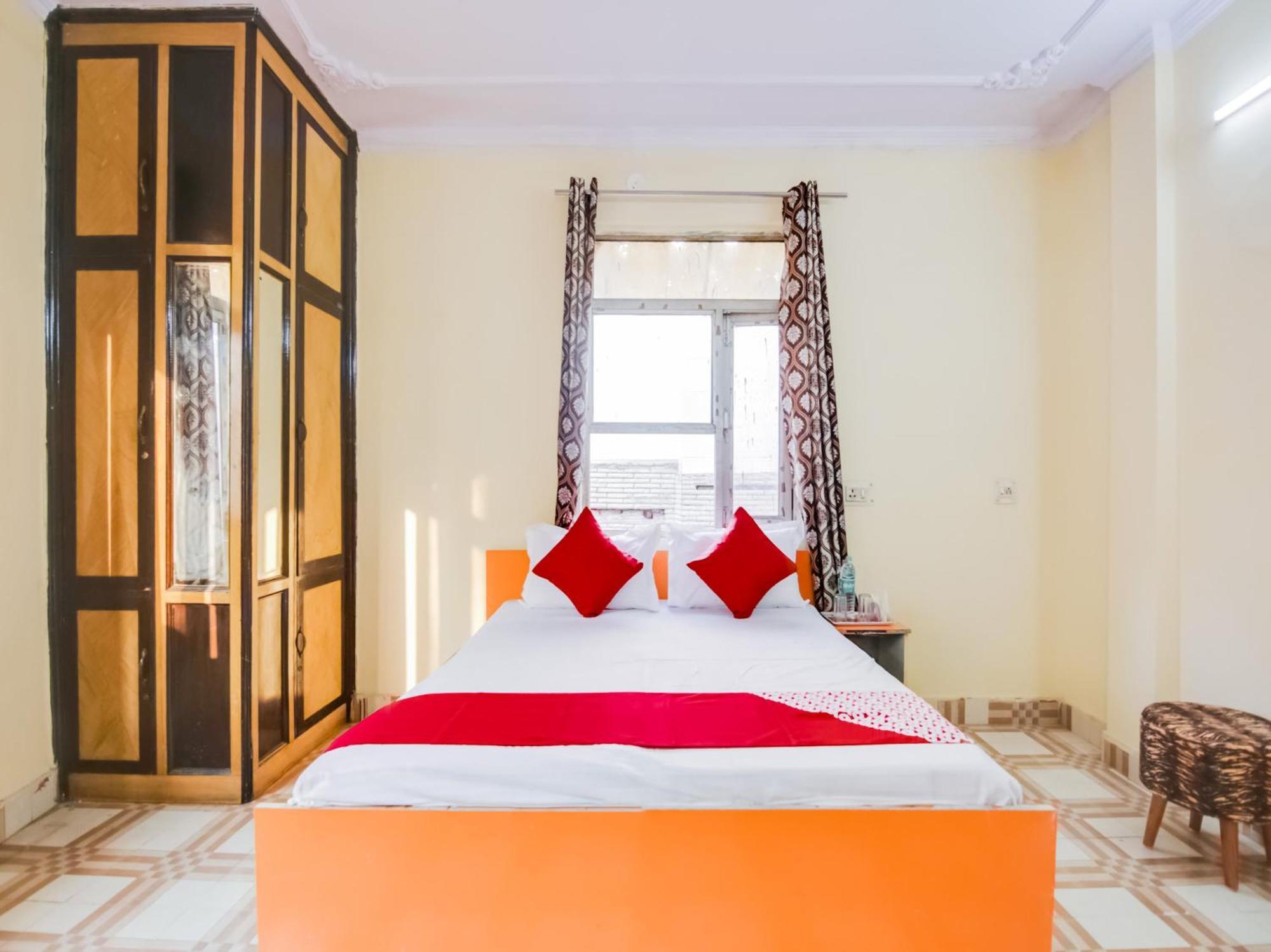 Hotel O Smart View Yeni Delhi Dış mekan fotoğraf
